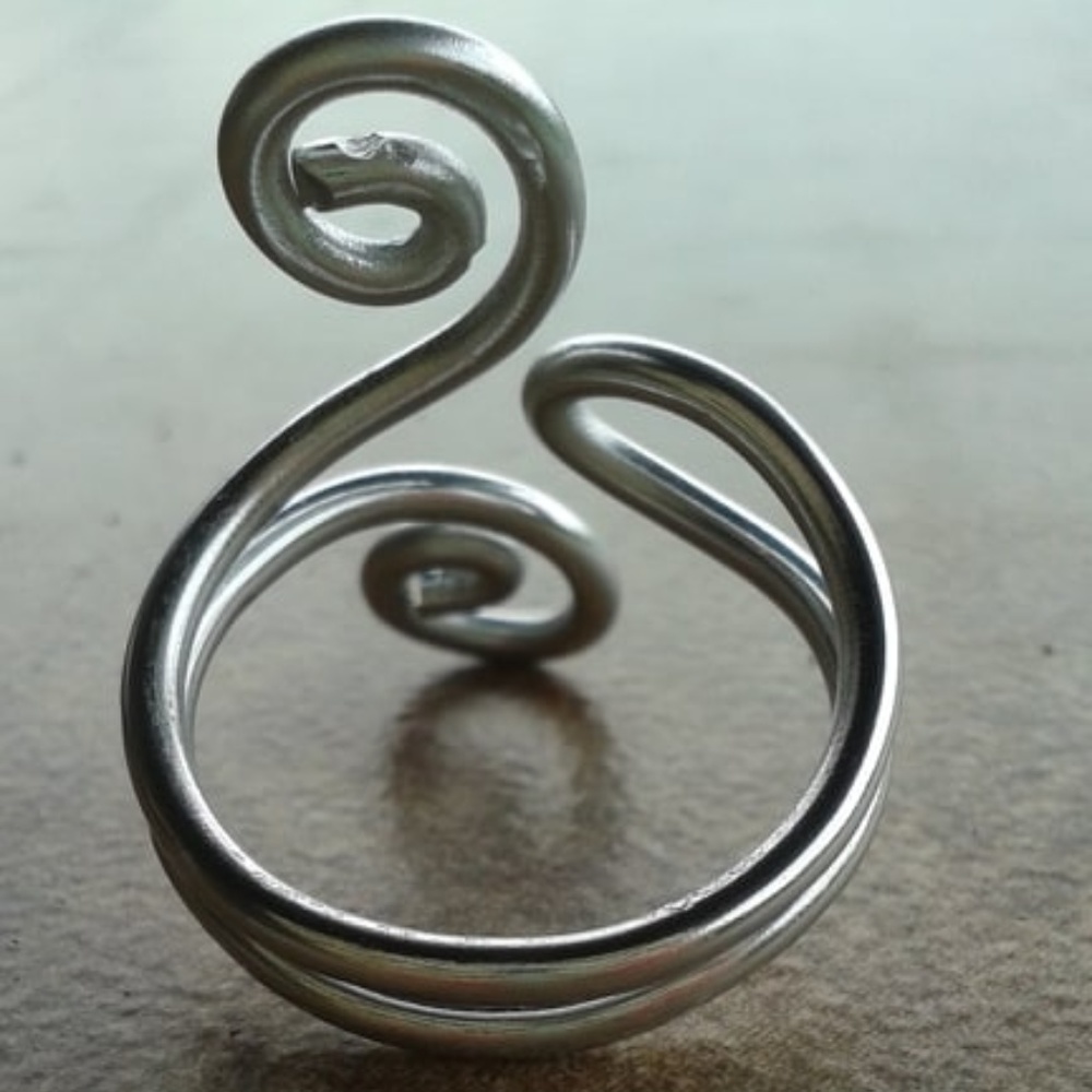 Wire Ring - Picture 3 of 3